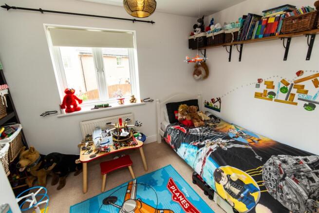 Photo 18