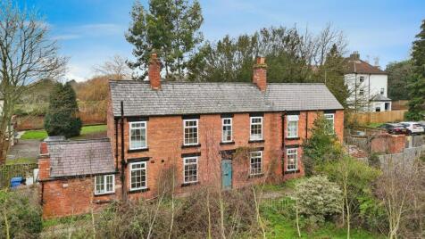 A beautiful cottage in Whitehouses - one of Retford's premier residential areas!