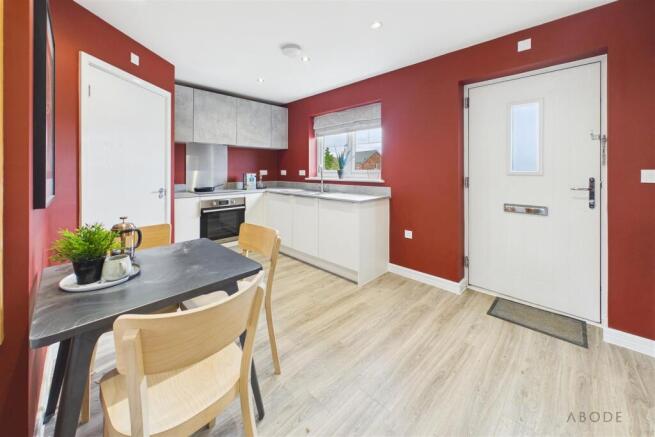 Moonstone Way, Newhall, Swadlincote photo 4