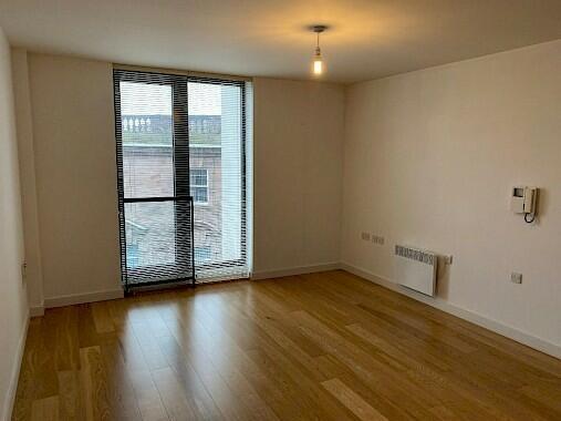 2 bed Flat for sale Image 12