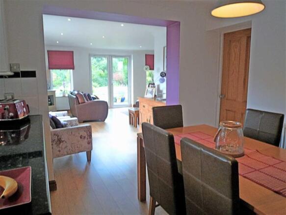 Dining Area: