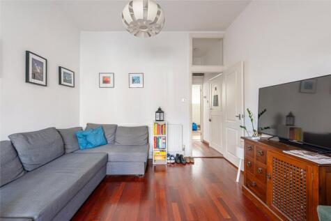 Tollington Road, Holloway, London, N7