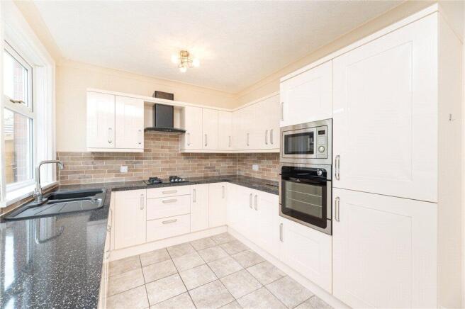 2 bed Semi-Detached for sale Image 7
