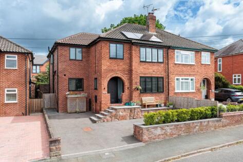 The Avenue, Tarporley, CW6