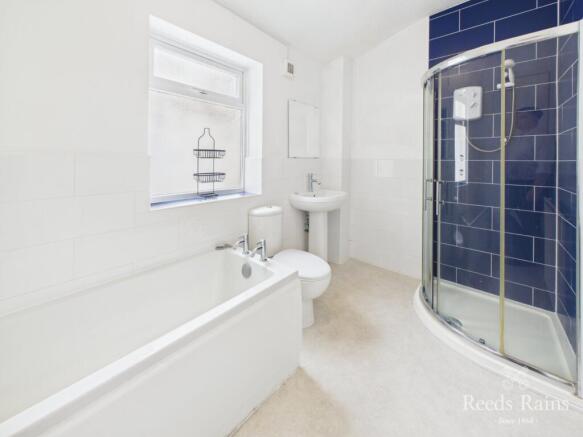 2 bed Terraced for sale Image 6
