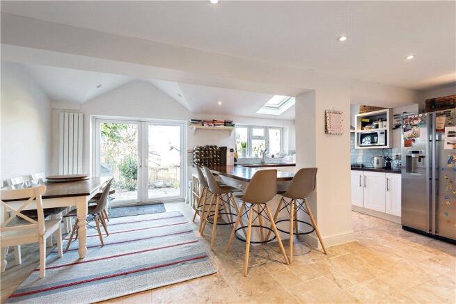 Kitchen/Breakfast Rm