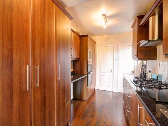 Kitchen / Breakfast Room