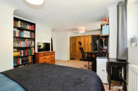 Beverley Gardens, Wembley, HA9