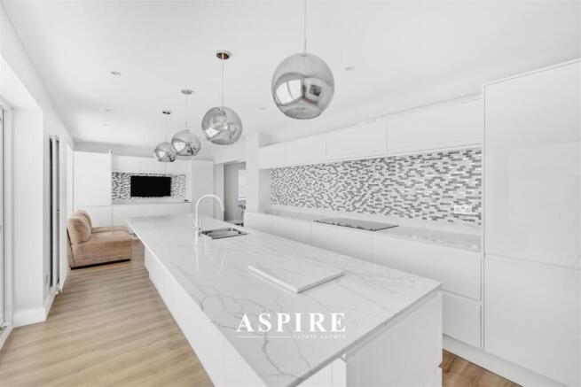 ASPIRE9.jpg