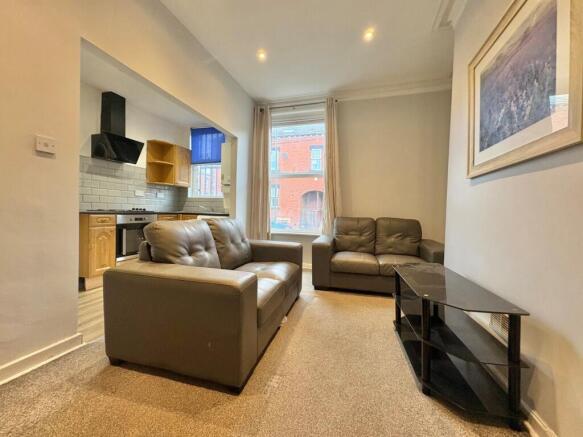 1 bed Flat to rent in woodhouse