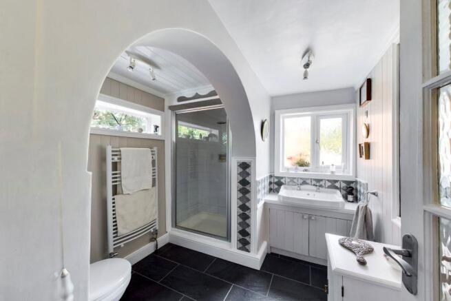 Ground Floor Shower