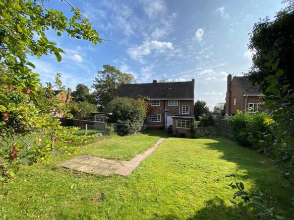 44 Albert Road rear view.jpg