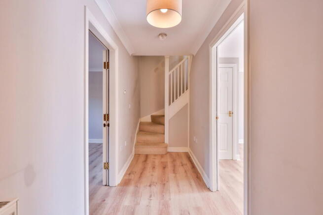3 bed Town House for sale Image 6