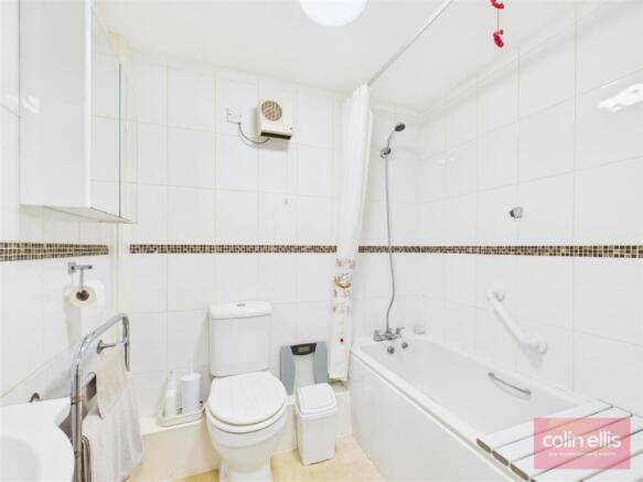1 bed Ground Flat for sale Image 11