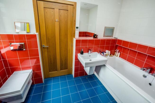 Jack & Jill En-suite