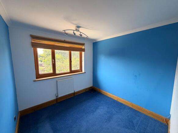 3 bed Semi-Detached for sale Image 10