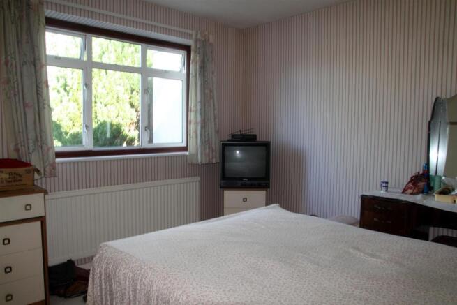Bed 1.JPG