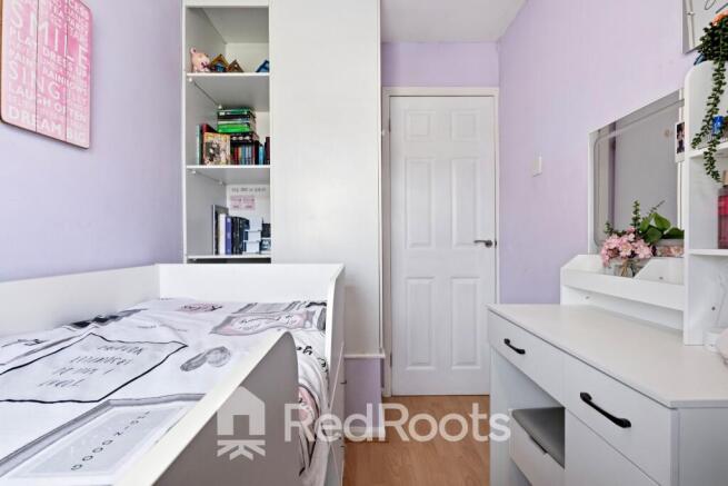 3 bed Semi-Detached for sale Image 11