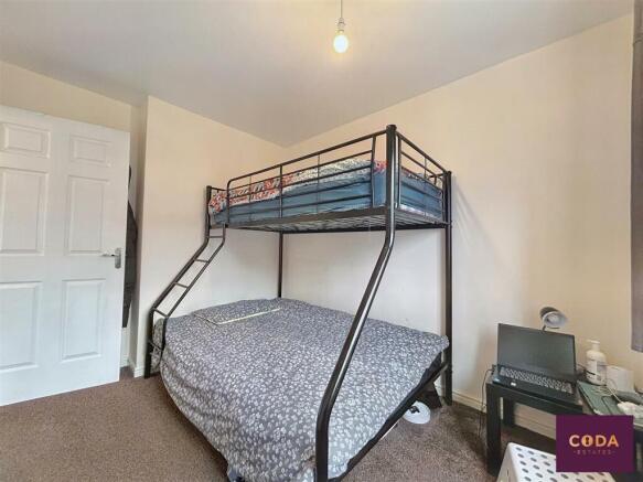 Bedroom 21 (4).jpg