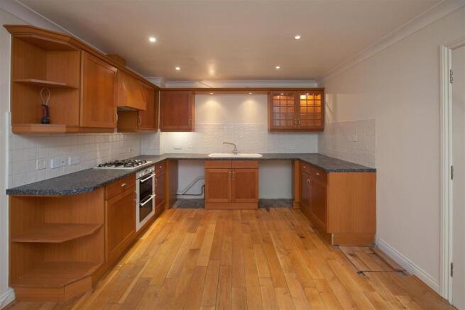 4 GROVELY MEWS - BROCHURE PHOTO D.jpg