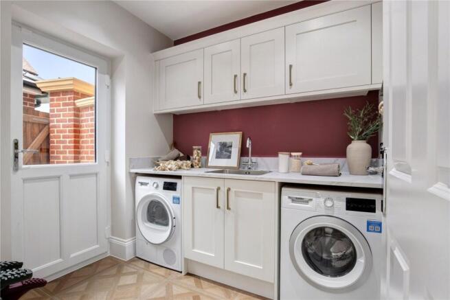 Plot 17, The Damask, Barleyfields, Barleyfield Drive, Weeley, Clacton-on-Sea, CO16 photo 4