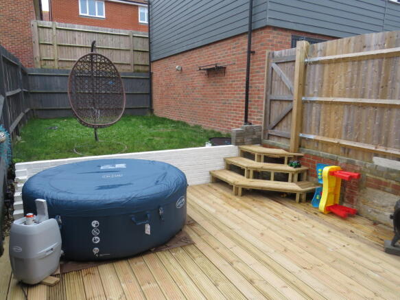 Photo 12