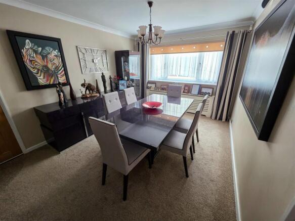 Dining Room.jpg
