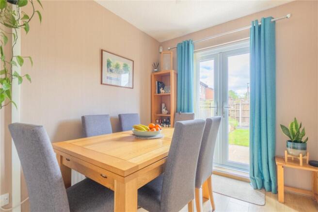 3 bed Semi-Detached for sale Image 9