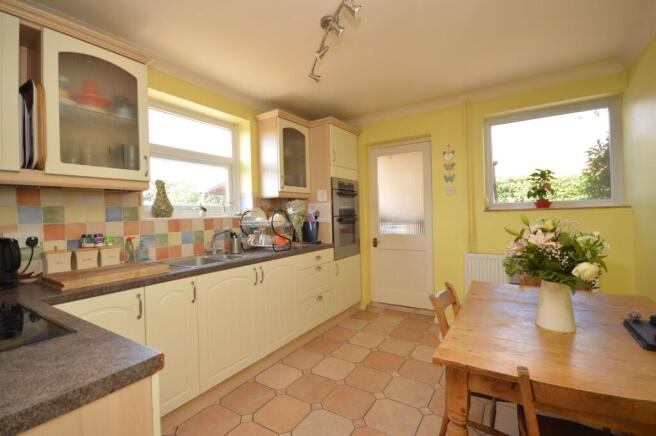 Kitchen / Dining room