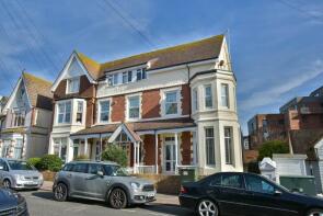 Flat 5, 43 Eversley House, Eversley Road, Bexhill-on-sea TN40 1HA