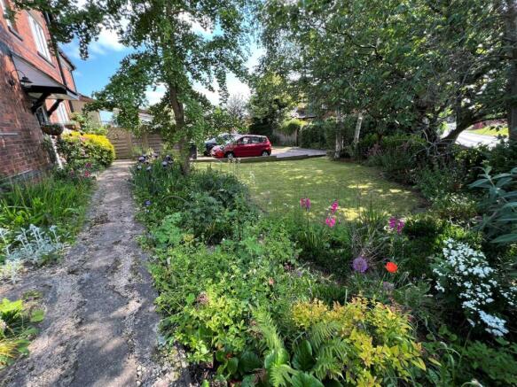 Garden 4.JPG