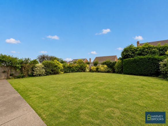 3 bed Detached Bungalow for sale Image 11