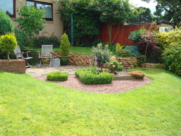 Photo 8