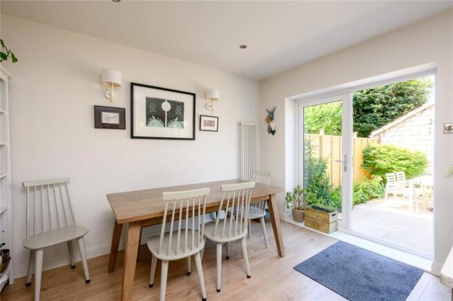 3 bed Semi-Detached for sale Image 12