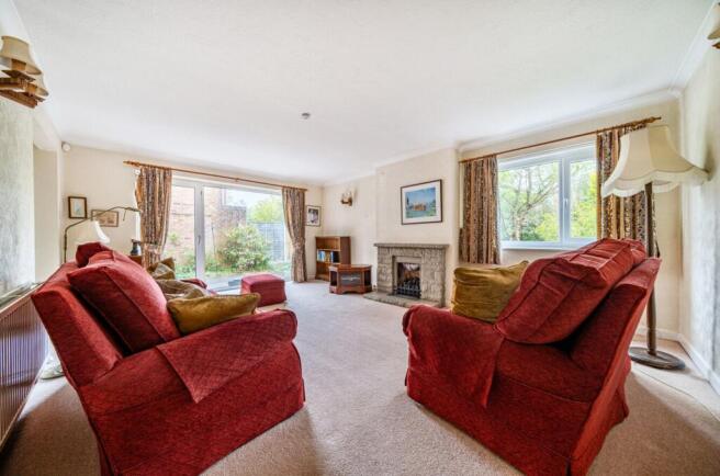 Chantry Road, Thornbury, BS35 photo 4