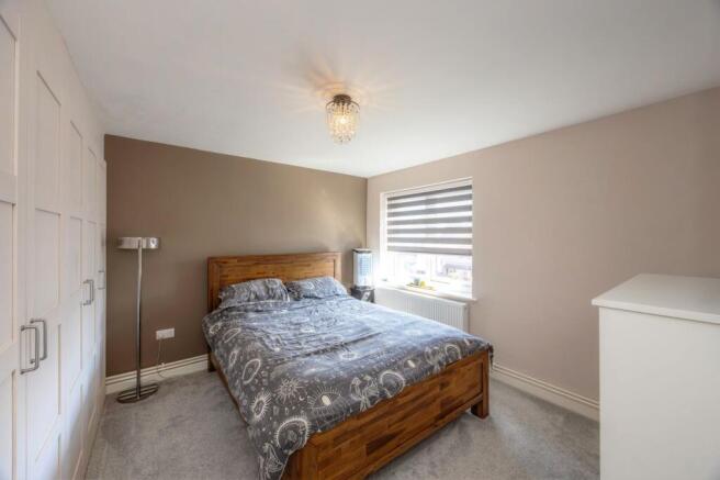 3 bed Semi-Detached for sale Image 12