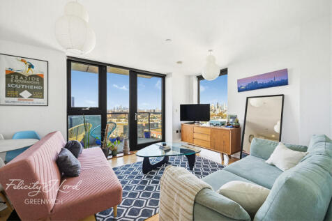 Parkside Avenue, Greenwich, London SE10