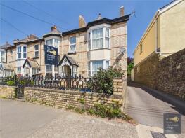 1, Queens Terrace, New Street, Torrington EX38 8DG