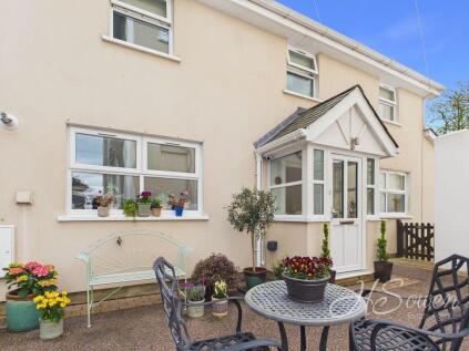 St. Lukes Road South, Torquay, TQ2