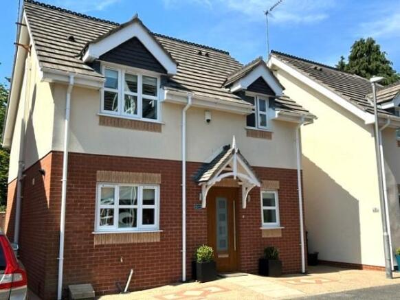 Maes Ebberston Place 6 Front.jpg