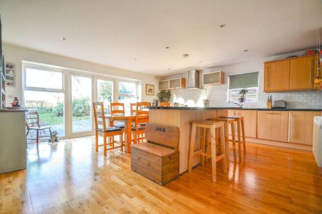 Dining Kitchen