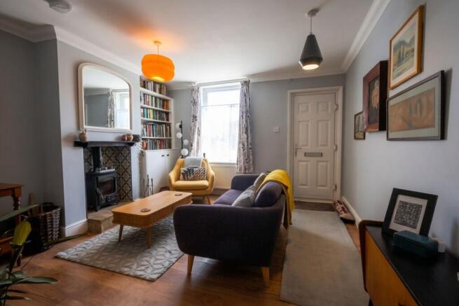 Lounge/Dining Room