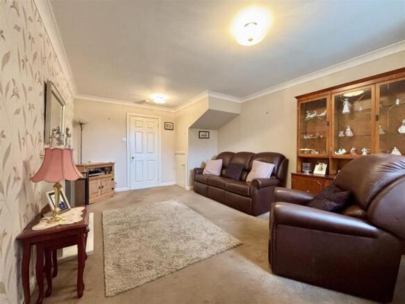 2 bed Town House for sale Image 7
