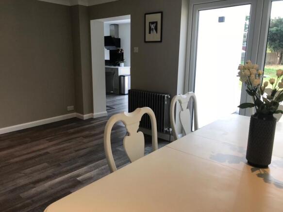 Dining room.jpg