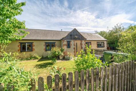 Lower Whitley Road, Filchampstead, Oxford