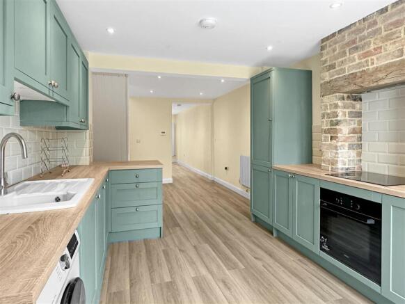 Kitchen (2)