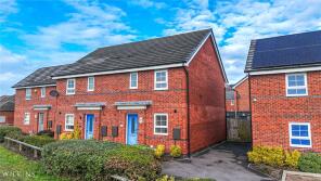 7, Azure Walk, Nuneaton CV10 9GQ