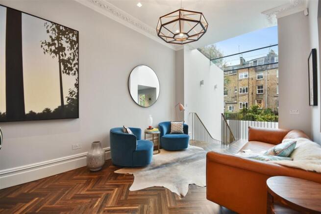 Aynhoe Road - Reception.jpg