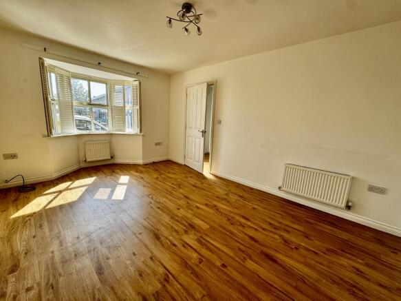 33 Newbridge Hill Louth LN11 0NQ photo 4