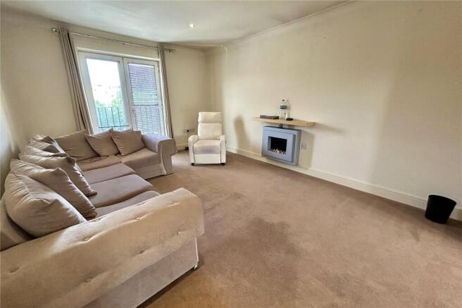 2 bed Apartment for sale Image 5